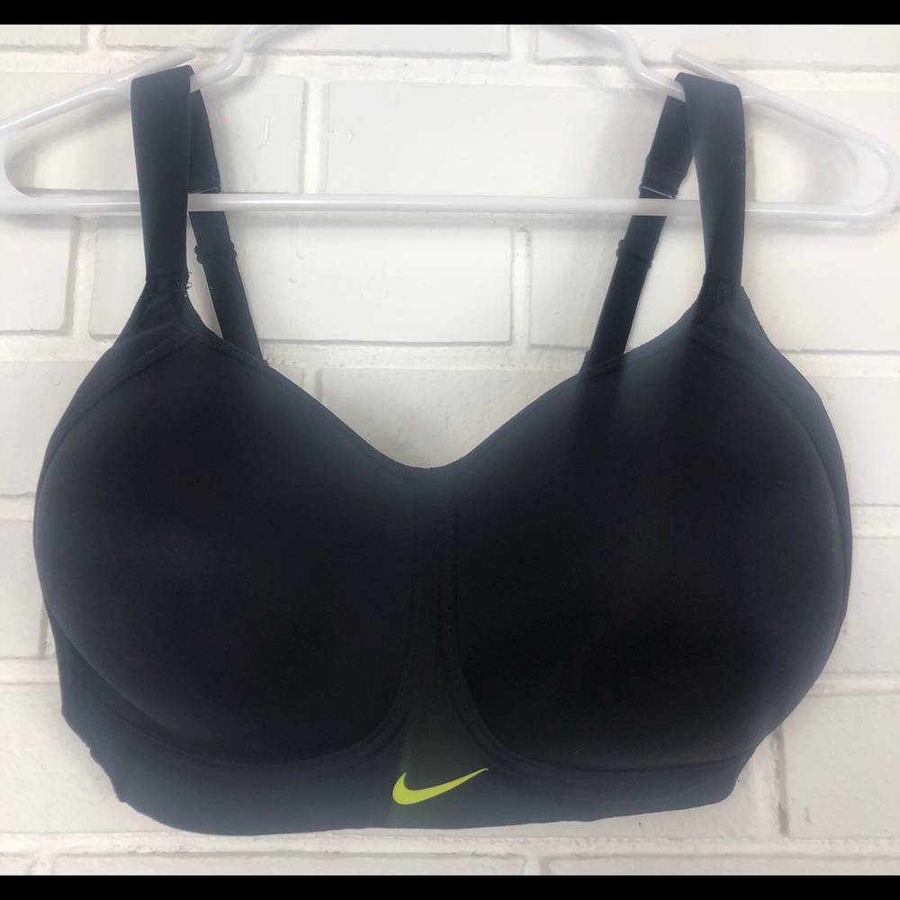 Nike Women’s Dri Fit Black Sports Bra Sz 36DD